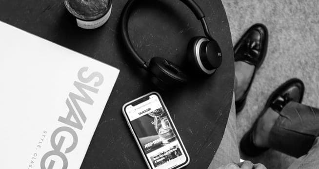 earphones